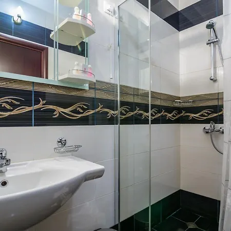 Hotel Aris