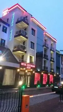 Aris 酒店
